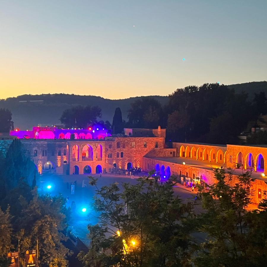 Beit Lebbos Boutique Hotel เบตเอดีน ภายนอก รูปภาพ